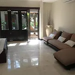 Villa Indah Kuta Royal - Private Pool - Optic Fiber High Speed Internet