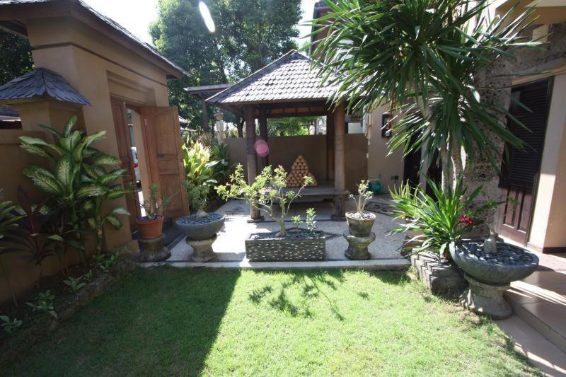 Indah Kuta Royal - Private Pool - Optic Fiber High Speed Internet Villa Kuta (Bali)